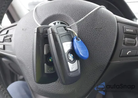 2013 BMW 320I xDrive z USA, uszkodzony, nr VIN WBA3C3C50DF982769